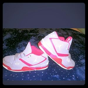 Pre owned womens jordans